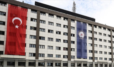 İstanbul Emniyet Müdürlüğü’nden “Özgür Özel’in makam aracı kapalı otoparka alınmadı” savına cevap