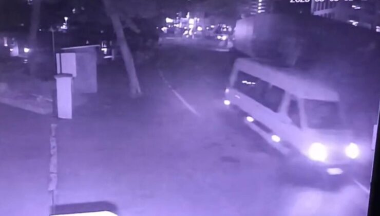 İstanbul Sarıyer’de yolun çöktüğü anlar kamerada