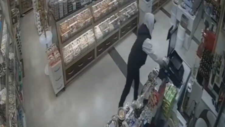 İstanbul Sultangazi’de sadaka kutusu hırsızlığı