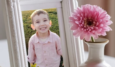 İstanbul’da ağabeyinin indiği öğrenci servisinin altında kaldı