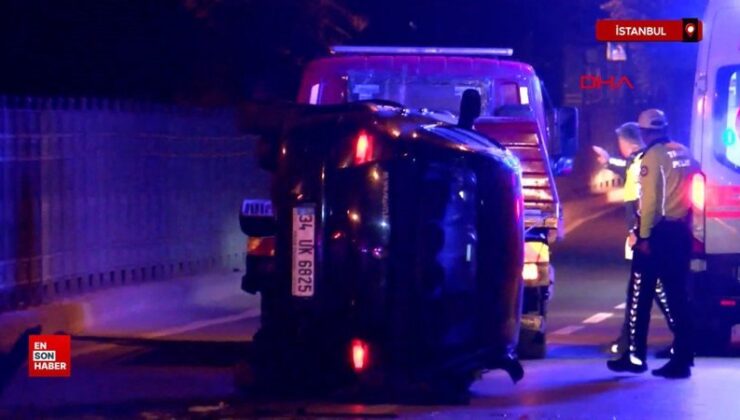 İstanbul’da araba kaldırıma çarpıp devrildi