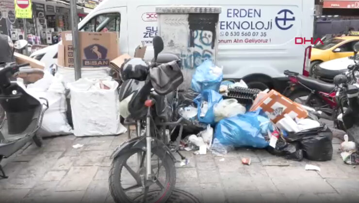 İzmir Büyükşehir Belediyesi çalışanları greve gitti: Sokaklar çöplüğe döndü