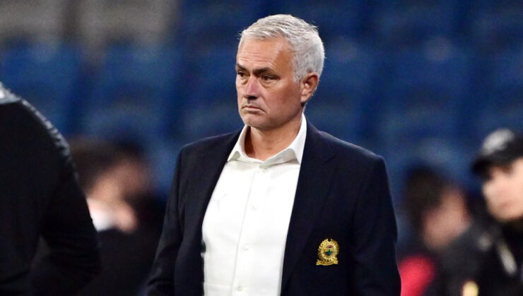 Jose Mourinho, birinci 11’i bir sefer daha değiştirdi