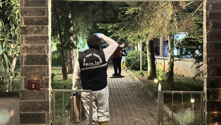 Kadıköy’de apartmanda yangın: 1 meyyit