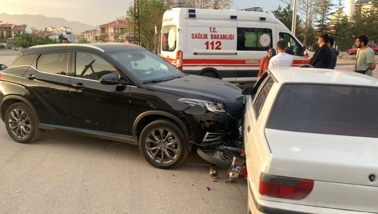 Karaman’da cipin çarptığı motosikletin şoförü canını son anda kurtardı
