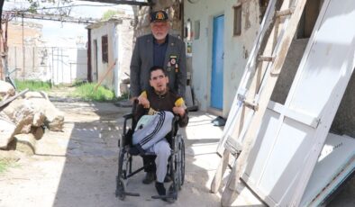 Kayseri’de oğlu için terk edilen köyden ayrılamıyor