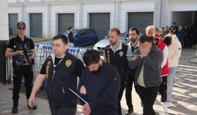 Kocaeli’de uydurma araç kiralama sitesi üzerinden 122 kişiyi dolandırdılar