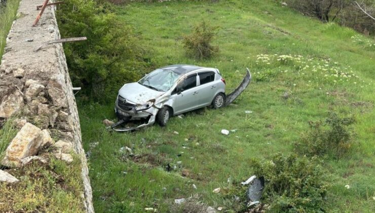 Malatya’da istinat duvarına çarpan araba, bahçeye düştü: 2 yaralı