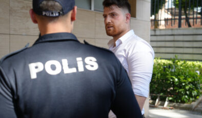 Manisa’da tuvalette altın dolu kese buldu