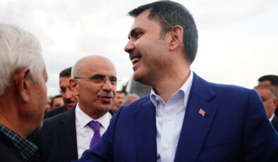 Murat Kurum, Malatya’da vatandaşlarla bir ortaya geldi