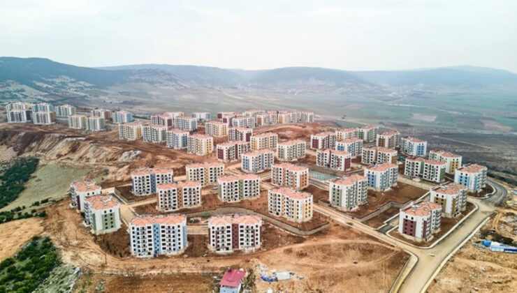 Murat Kurum: Zelzele bölgesinde 250 bininci konutumuzu teslim edeceğiz