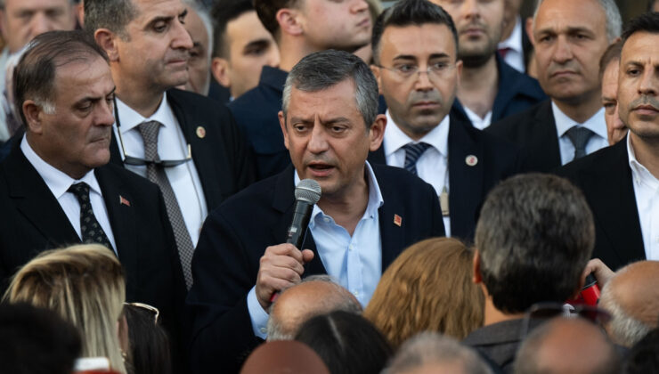 Özgür Özel darp raporu almadan programına devam ettiğini belirtti