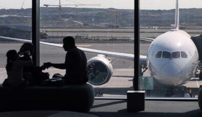 Pakistan’da 3 havalimanında uçuşlar durduruldu