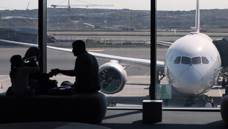 Pakistan’da 3 havalimanında uçuşlar durduruldu