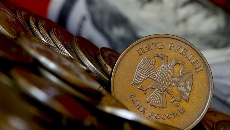 Rusya, bütçe açığını kapatmak için rezervlerini kullanacak