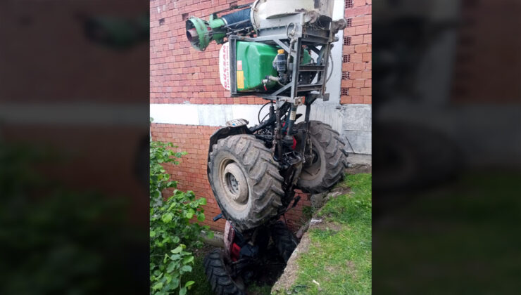 Sakarya’da kullanmaya çalıştığı traktörün altında kalan çocuk can verdi