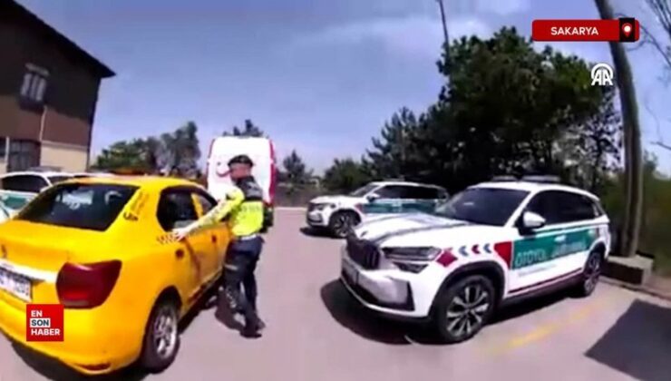 Sakarya’da takside 4 sistemsiz göçmen yakalandı