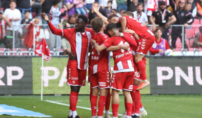 Samsunspor: Ligde kalma gayemizin çok daha ötesine geçtik