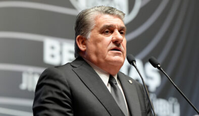 Serdal Adalı, grubu ve teknik heyeti tebrik etti