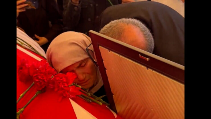 Sırrı Süreyya Öncü’nün annesi: Beni de götür birlikte gidelim