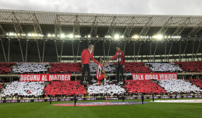 Sivasspor taraftarından Bodrum FK maçında koreografi