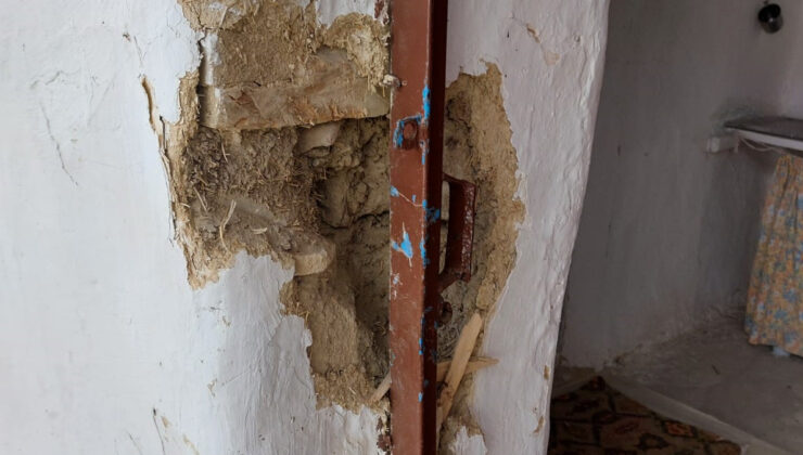 Sivas’ta köy meskeninde 500 bin lira bedelinde halı hırsızlığı