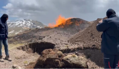 Sivas’ta yıldırım düşen doğalgaz sınırında yangın söndü