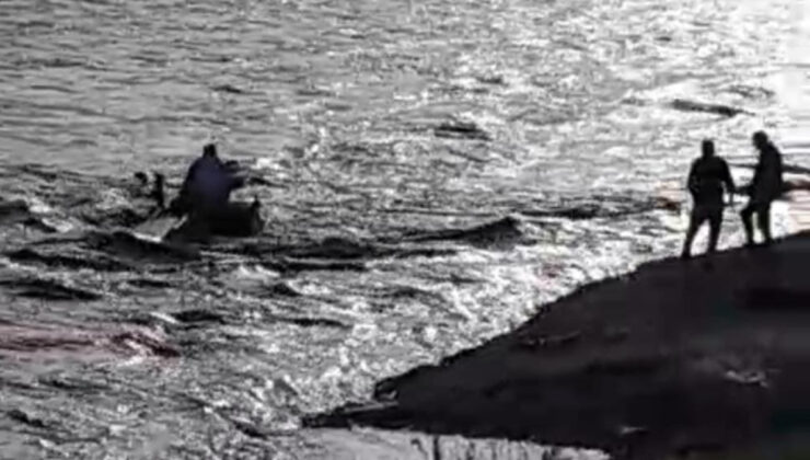 Tokat’ta ihtarlara aldırış etmeyen şahıs traktörüyle akarsuda mahsur kaldı