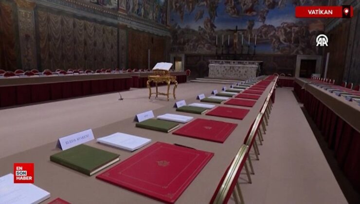 Vatikan’ın ünlü Sistine Şapeli, Papalık Seçimine hazır
