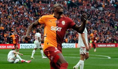 Victor Osimhen, meslek rekorunu kırdı
