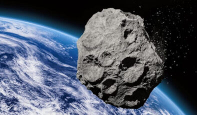 Yeni araştırma ortaya koydu: Dünya yörüngesinde Ay kesimleri var