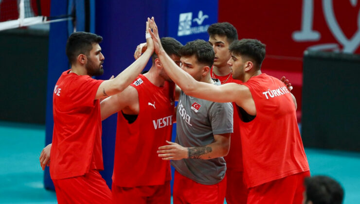 A Ulusal Erkek Voleybol Kadrosu, Hollanda’yı mağlup etti