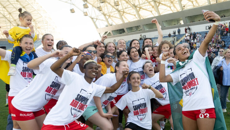 ABB FOMGET’in Bayanlar Futbol Süper Ligi şampiyonluğu tescillendi