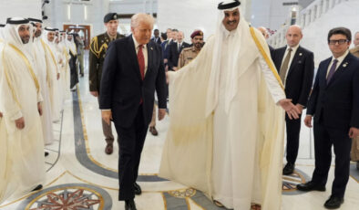 ABD’de Katar’ın armağan ettiği jetin makam uçağı yapılmamasına karşı tasarı, Senato’dan geçmedi