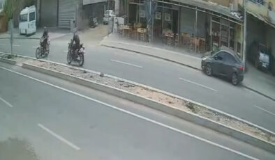 Adana’da motosiklet kazası: 2’si ağır 3 yaralı,