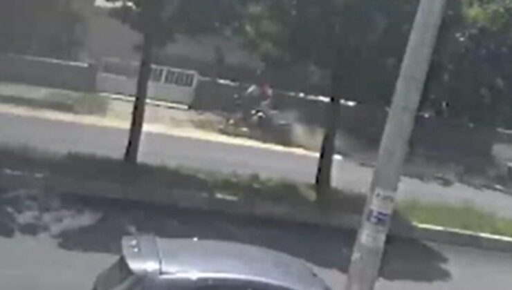 Afyonkarahisar’da motosiklet kaldırıma çarptı: 2 yaralı