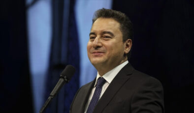 Ali Babacan: CHP’ye yapılan her şeye usulen karşıyız