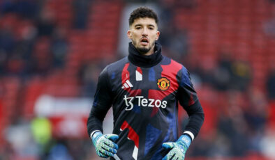 Altay Bayındır, tarihe geçiyor