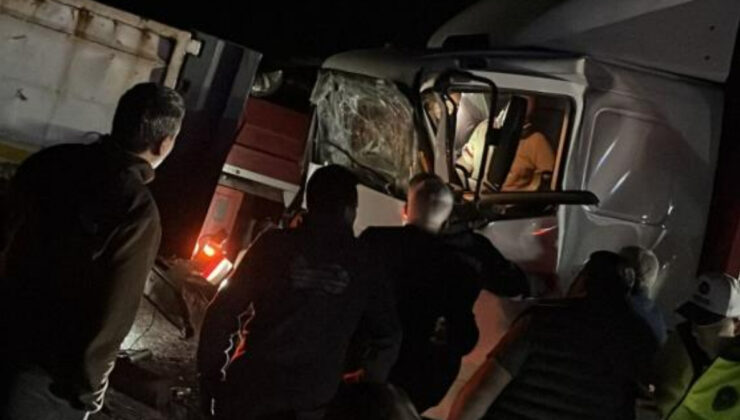 Ankara’da 3 tırın karıştığı kazada 2 kişi yaralandı