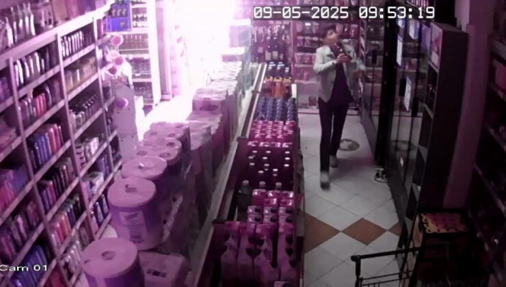 Antalya’da market sahibini oyalayıp, içki çaldılar