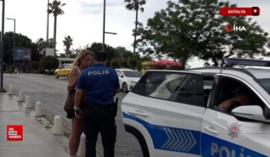 Antalya’da Rus turist, polis gruplarıyla baskın yaptı