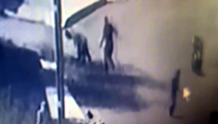 Avcılar’da eşinin kendisini aldattığından şüphelendiği kişiyi bıçakladı