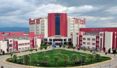 Aydın’da hastalardan usulsüzce bıçak parası alan profesör ve sekreterine gözaltı