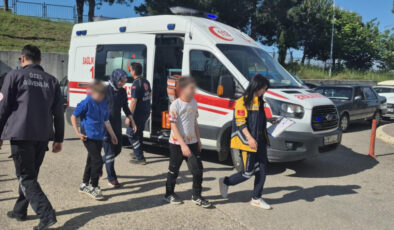 Bartın’da çöpte bulunan jelibonu yiyen 17 öğrenci hastanelik oldu