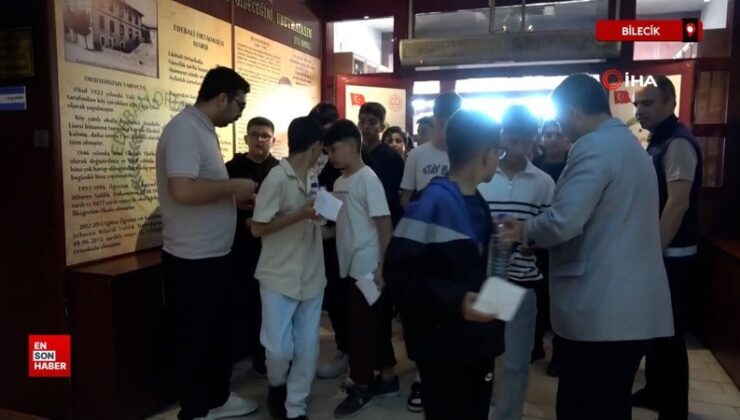 Bilecik’te imtihan yerini karıştıran ortaokul öğrencisini motosikletle imtihana yetiştirdi.