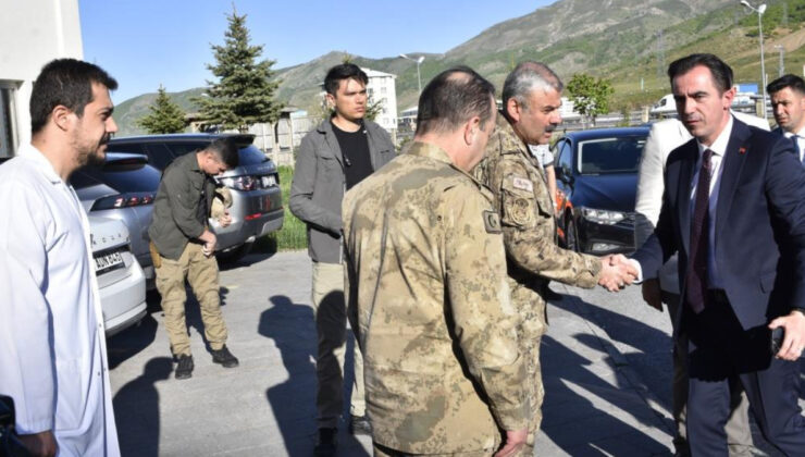 Bitlis’te polis aracı kaza yaptı: 2 yaralı