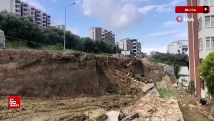 Bursa’da belediyenin hafriyat aldığı yerde yol çöktü