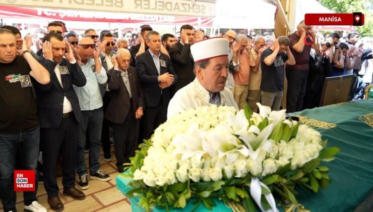 CHP lideri Özel Manisa’da cenaze merasimine katıldı