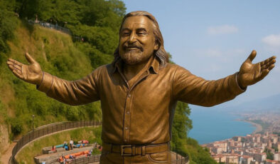 CHP’li Trabzon Ortahisar Belediyesi, Volkan Konak’ın heykelini yapacak