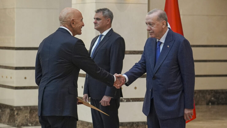 Cumhurbaşkanı Erdoğan, üç ülkenin büyükelçilerini kabul etti